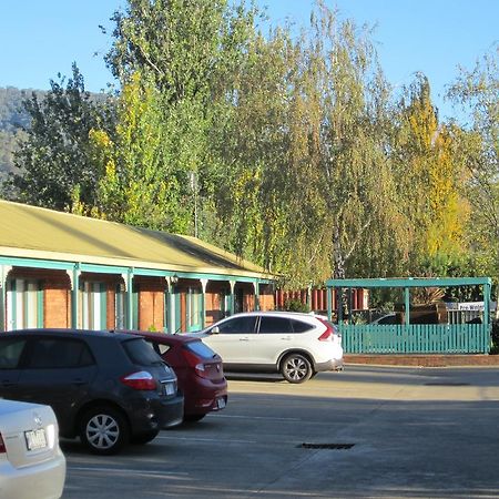 Snowgum Motel マウント・ビューティー エクステリア 写真