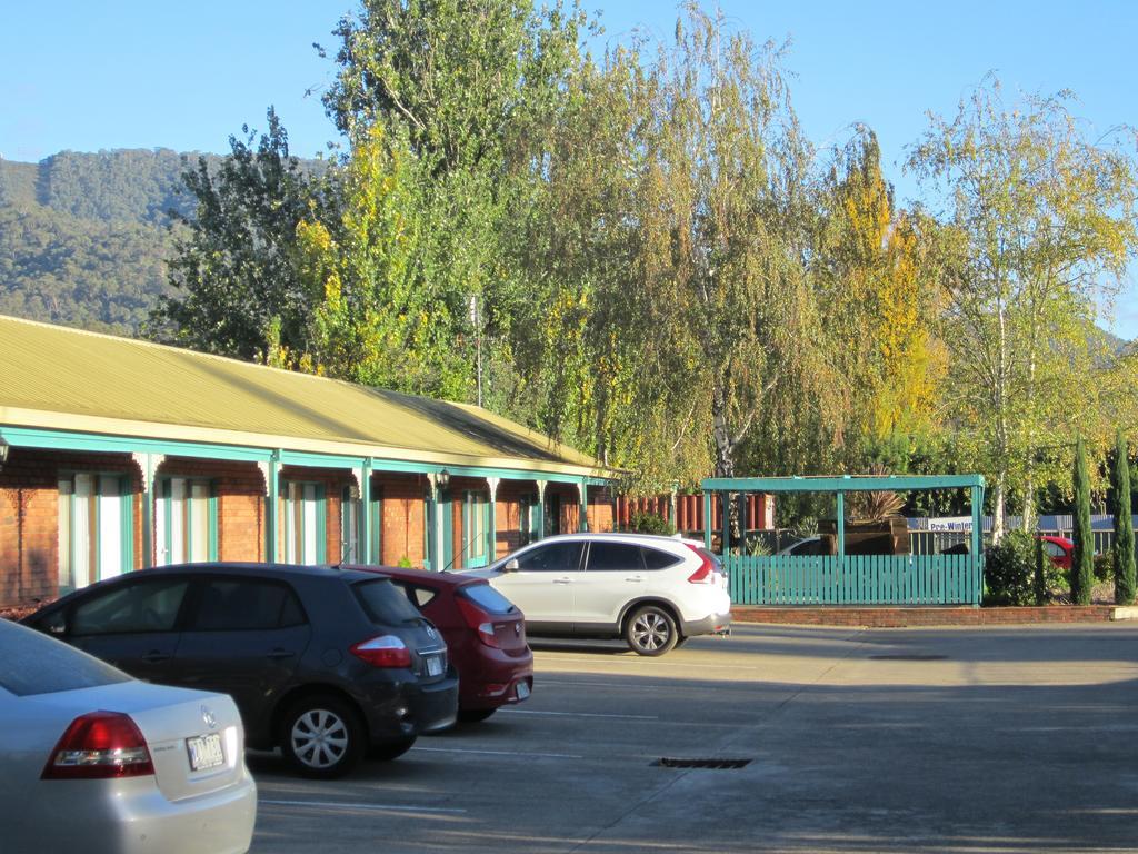 Snowgum Motel マウント・ビューティー エクステリア 写真